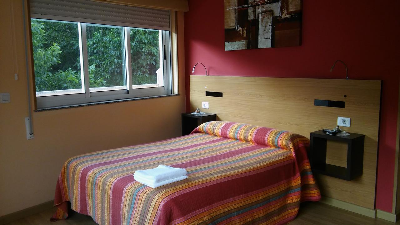Hostal-Meson Vilasante Treacastela Exterior photo